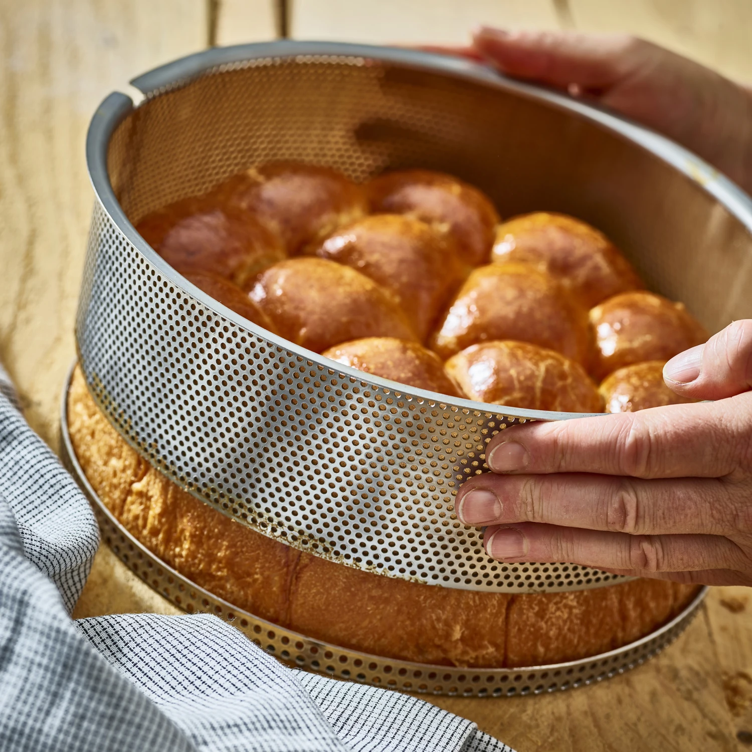 De Buyer Springvorm Met Verwijderbare Bodem 2 De Buyer Springvorm Met Verwijderbare Bodem - Afbeelding 2