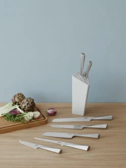 Stelton Trigono Broodmes -Trendy Huishouden 505657 01 3 EnvironmentImage 39b4450543