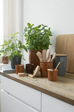 Knabstrup Keramik Pickle Kurk Voor Pot 2 Liter 5 Knabstrup Keramik Pickle Kurk Voor Pot 2 Liter -Trendy Huishouden 506881 01 3 EnvironmentImage e1d8453000