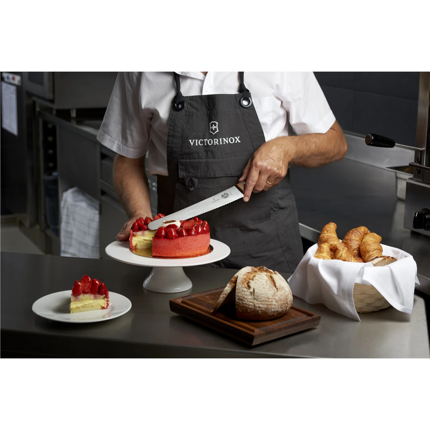 Victorinox Wood Broodmes 26 Cm 2 Victorinox Wood Broodmes 26 Cm - Afbeelding 2