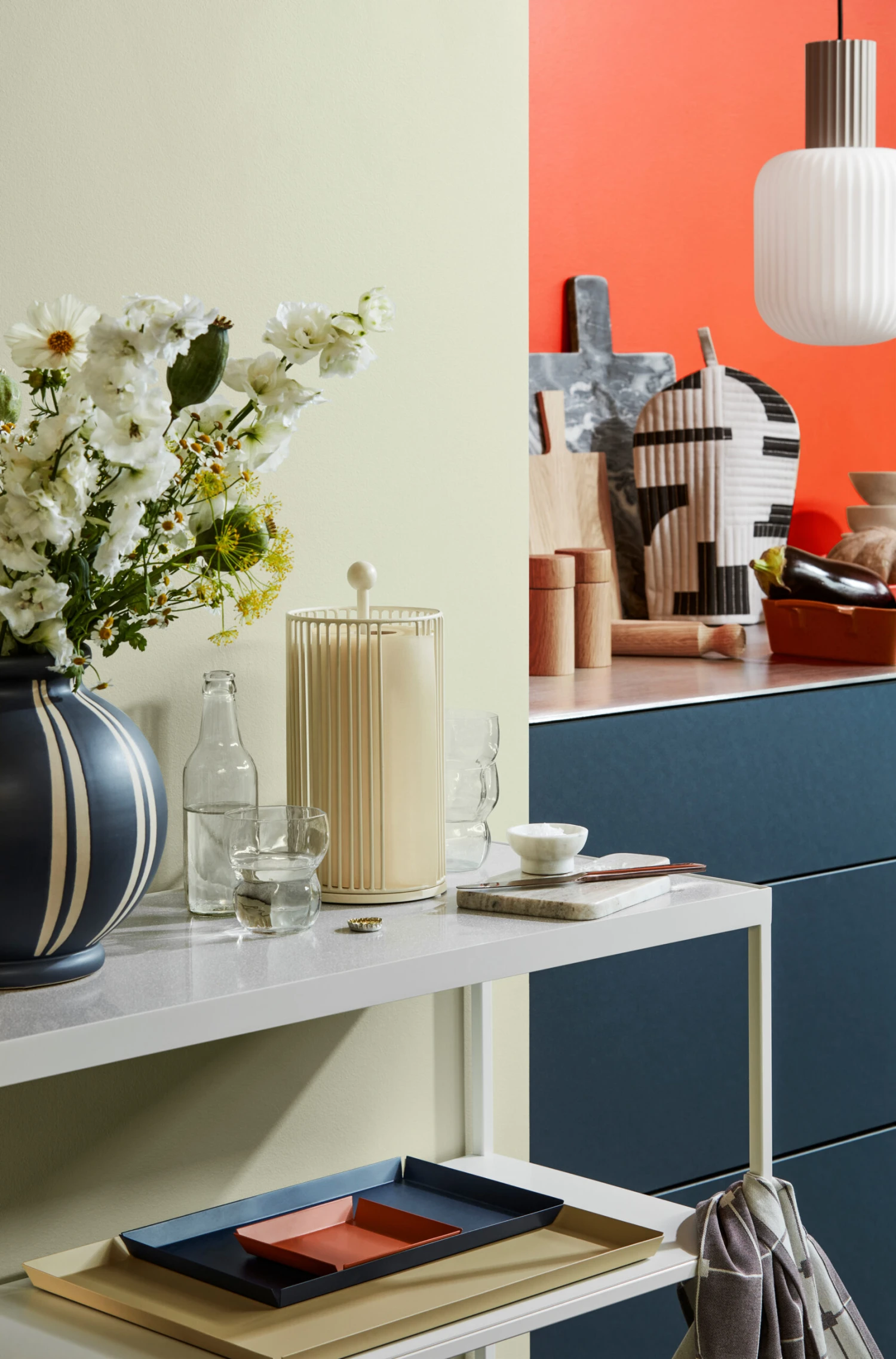 Broste Copenhagen Edda Keukenpapierhouder 28 Cm 2 Broste Copenhagen Edda Keukenpapierhouder 28 Cm - Afbeelding 2