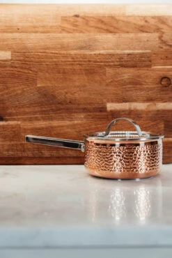 Mjölner Gehamerde Koperen Steelpan Met Deksel -Trendy Huishouden 513373 01 6 EnvironmentImage 2df74b0ce4