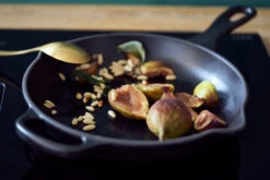 Le Creuset Signature Diepe Koekenpan Ø26 Cm 7 Le Creuset Signature Diepe Koekenpan Ø26 Cm -Trendy Huishouden 514088 01 4 EnvironmentImage eac4a52094