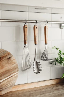 Heirol Roestvrije Bakspatel Met Gaten 30 Cm 6 Heirol Roestvrije Bakspatel Met Gaten 30 Cm -Trendy Huishouden 515888 01 4 EnvironmentImage 6f11c100b4