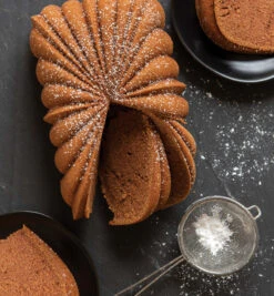 Nordic Ware Classic Fluted Loaf Bakvorm -Trendy Huishouden 515966 01 7 EnvironmentImage b8c6e09020