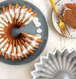 Nordic Ware Brilliance Bundt Bakvorm 10 Nordic Ware Brilliance Bundt Bakvorm -Trendy Huishouden 515968 01 7 EnvironmentImage cce6116c6b