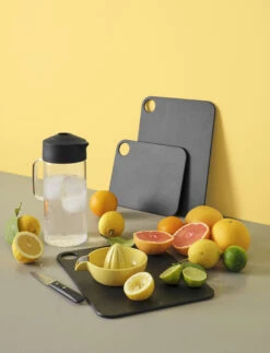 RIG TIG CUT-IT Snijplank 18,7x23,5 Cm 5 RIG TIG CUT-IT Snijplank 18,7x23,5 Cm -Trendy Huishouden 571219 01 5 EnvironmentImage c293e6a8e0