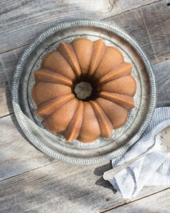 Nordic Ware Anniversary Bundt Bakvorm 8 Nordic Ware Anniversary Bundt Bakvorm -Trendy Huishouden 573278 01 40 EnvironmentImage cf2b9ac3b5