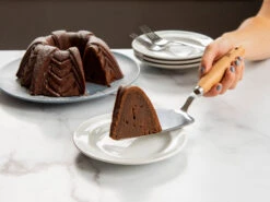 Nordic Ware Marquee Bundt Bakvorm -Trendy Huishouden 573286 01 42 EnvironmentImage 50ee96475c