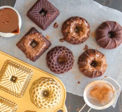 Nordic Ware Geo Bundtlette Bakvorm -Trendy Huishouden 573287 01 41 EnvironmentImage 3fd8a9ea3f