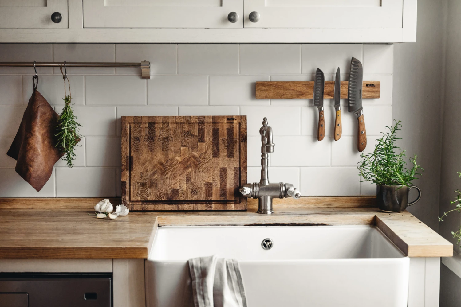 Heirol Snijplank Eikenhout Met Geul 3 Heirol Snijplank Eikenhout Met Geul - Afbeelding 3